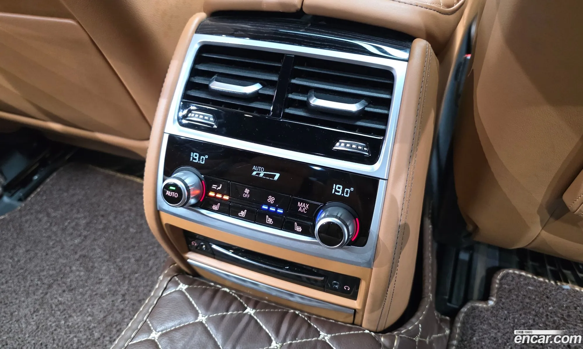BMW 7 Series 2019 WBA7V4109LBM64237 — 19