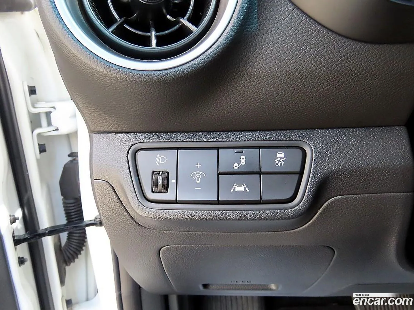 Kia K3 2020 — 8
