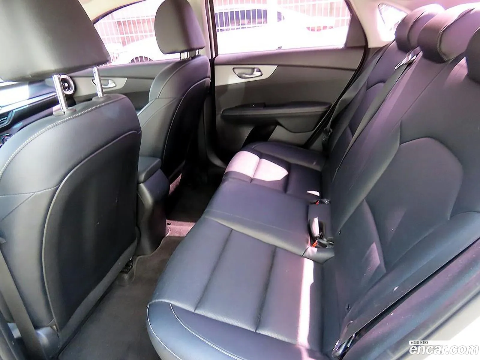 Kia K3 2020 — 11