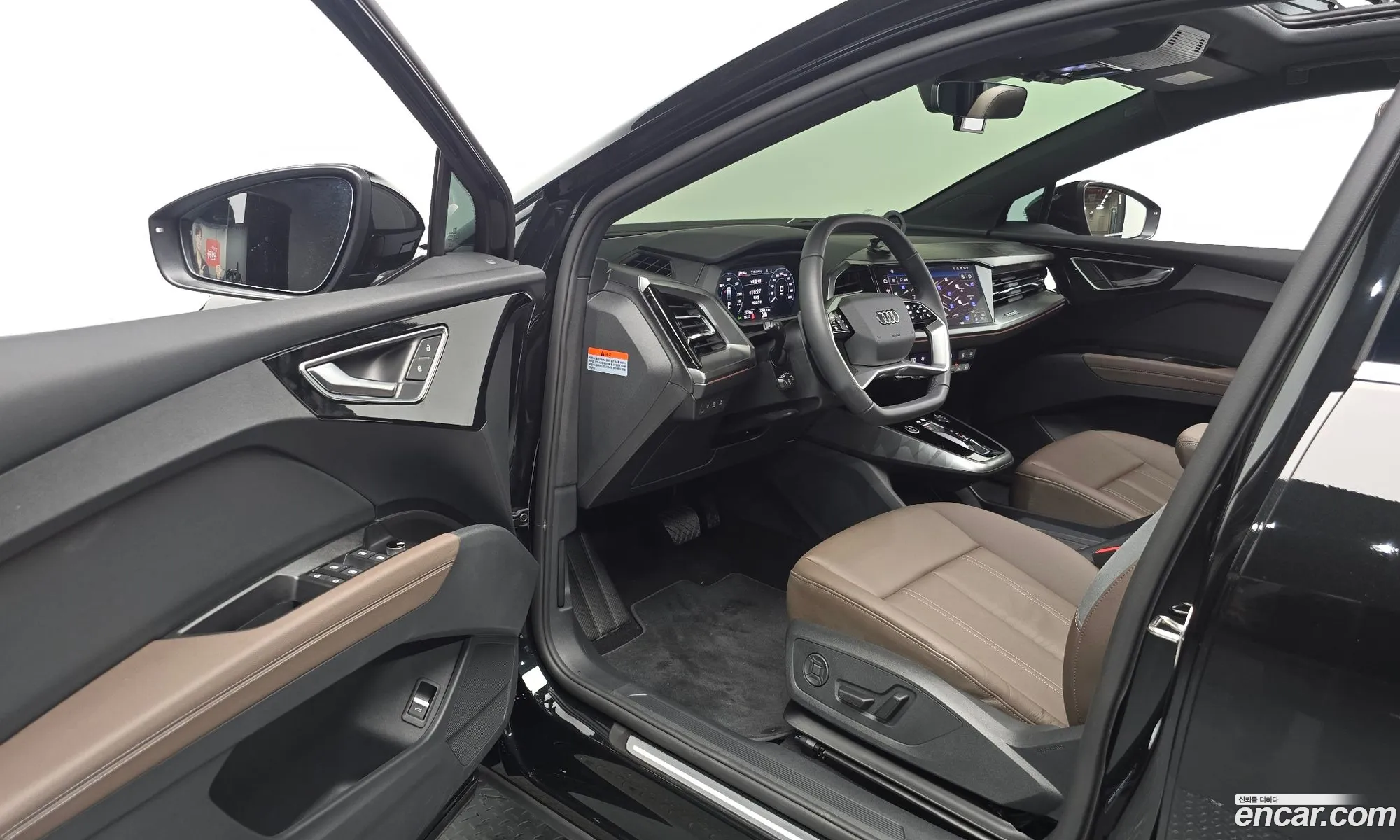Audi Q4 e-tron 2026 — 13