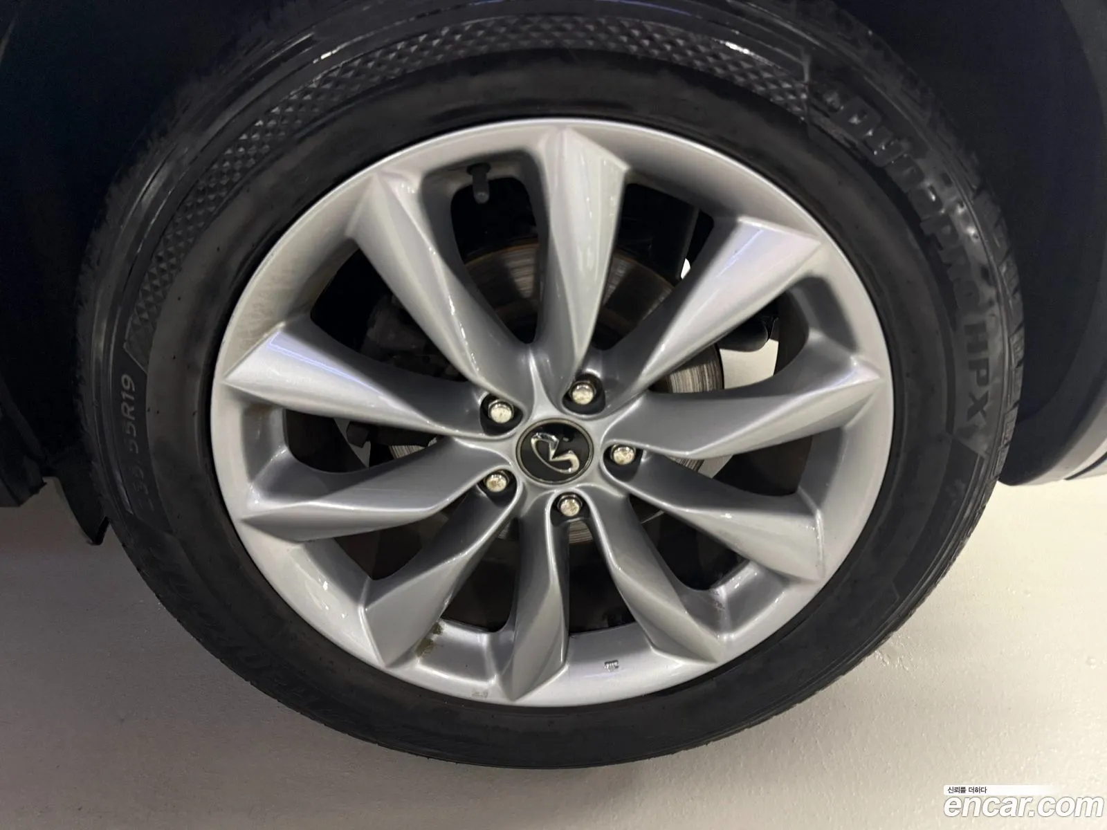 Infiniti QX50 2019 — 15