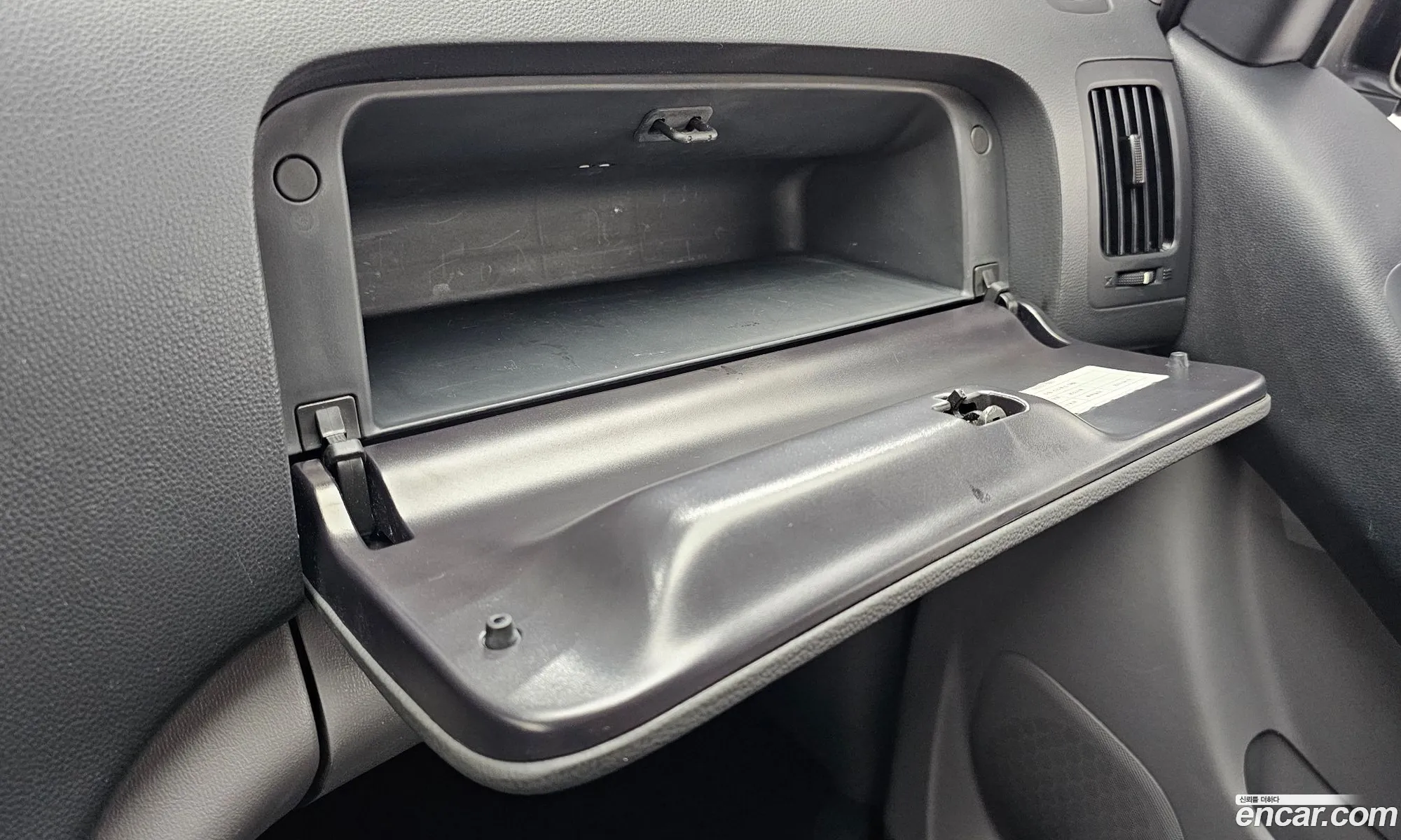Hyundai Grand Starex 2012 — 15