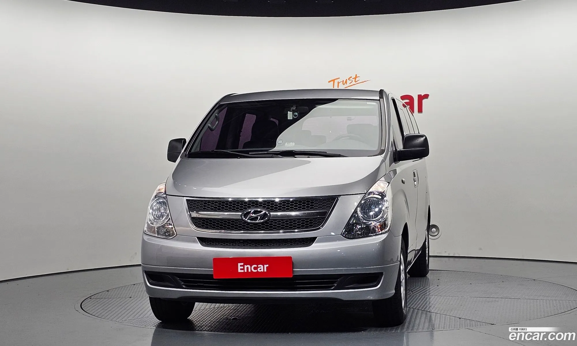 Hyundai Grand Starex 2012 — 16