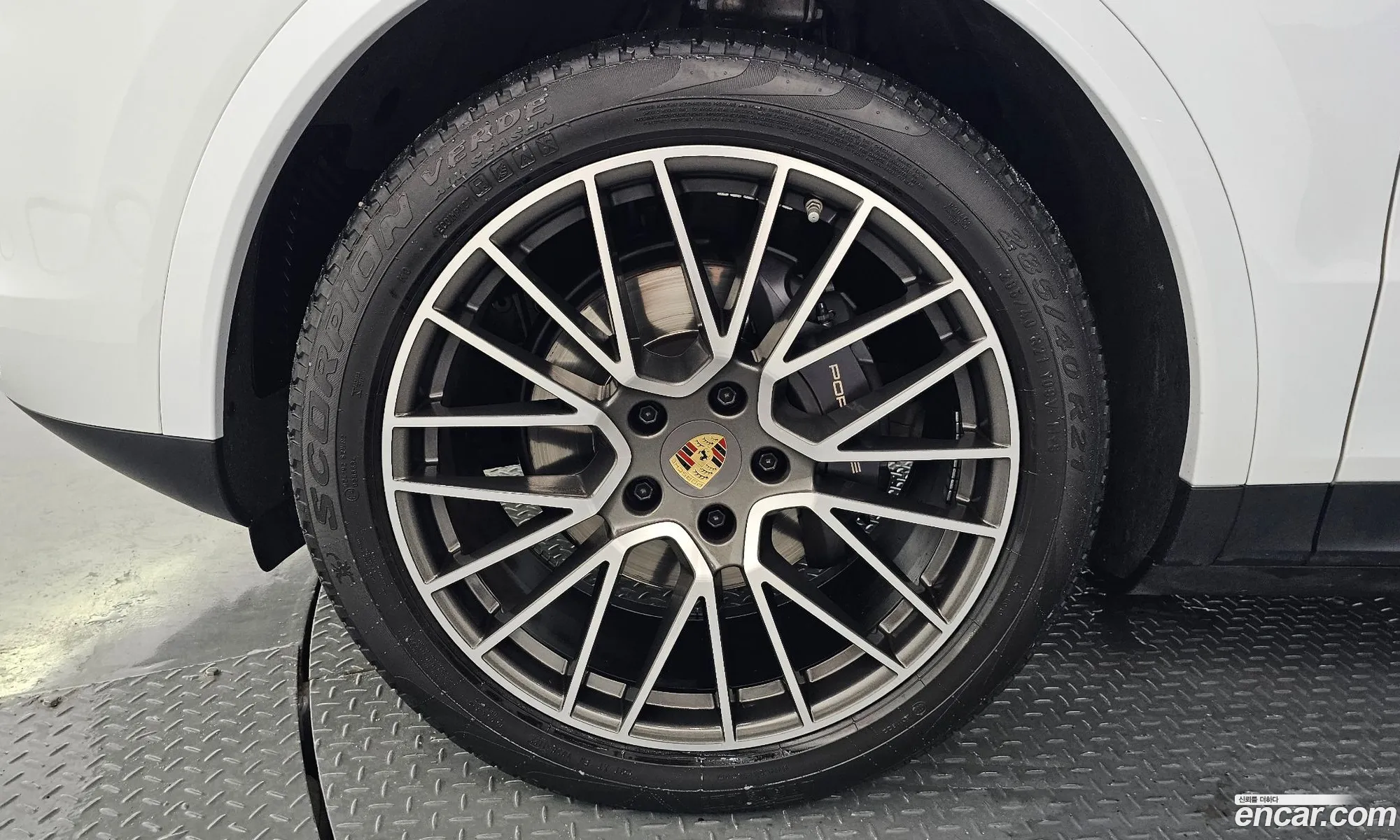 Porsche Cayenne 2022 — 2