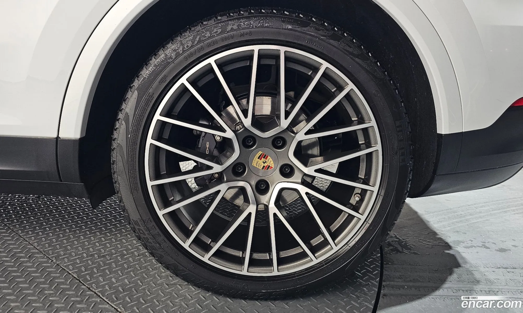 Porsche Cayenne 2022 — 13