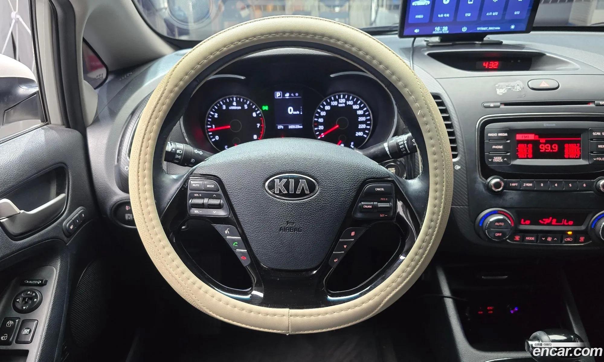 Kia K3 2017 — 16