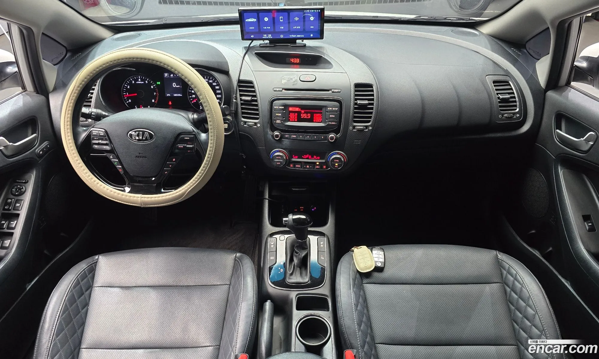 Kia K3 2017 — 11