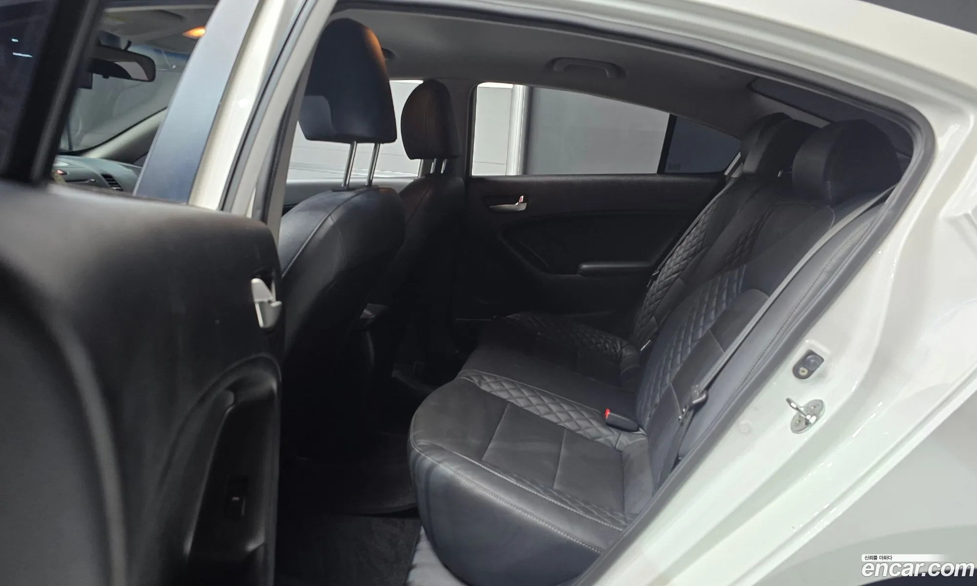 Kia K3 2017 — 25