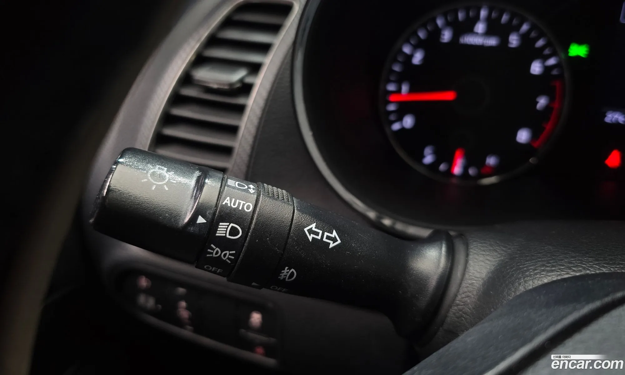 Kia K3 2017 — 10