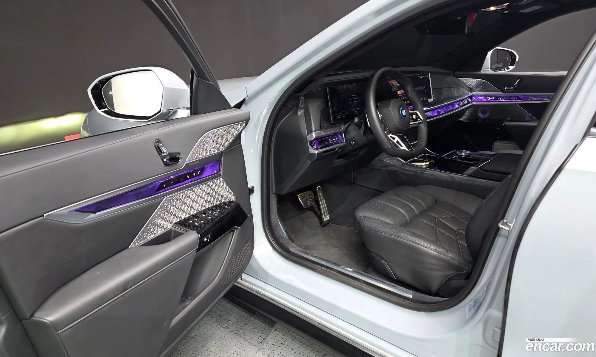 BMW 7 Series 2023 — 10