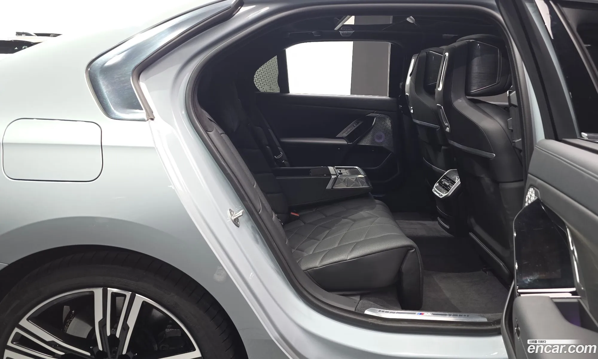 BMW 7 Series 2023 — 13