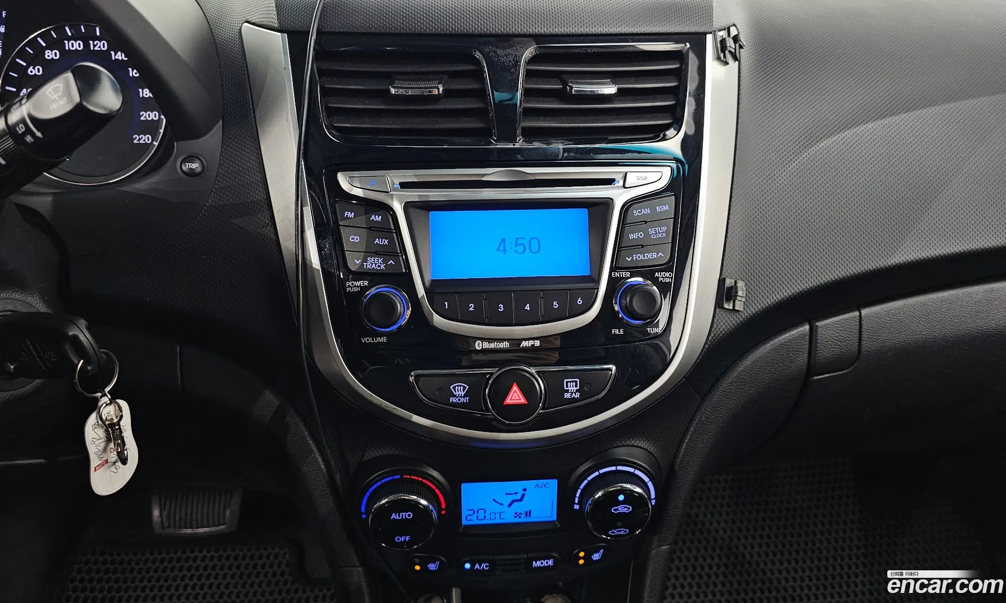Hyundai Accent 2013 — 5
