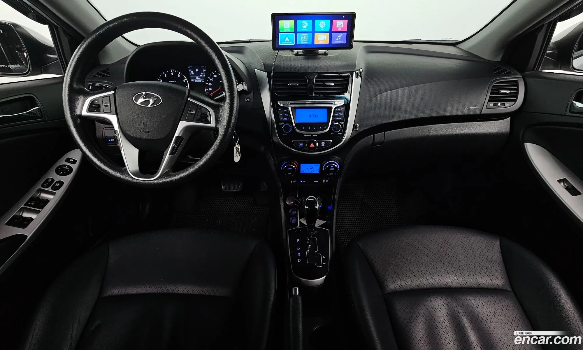 Hyundai Accent 2013 — 18