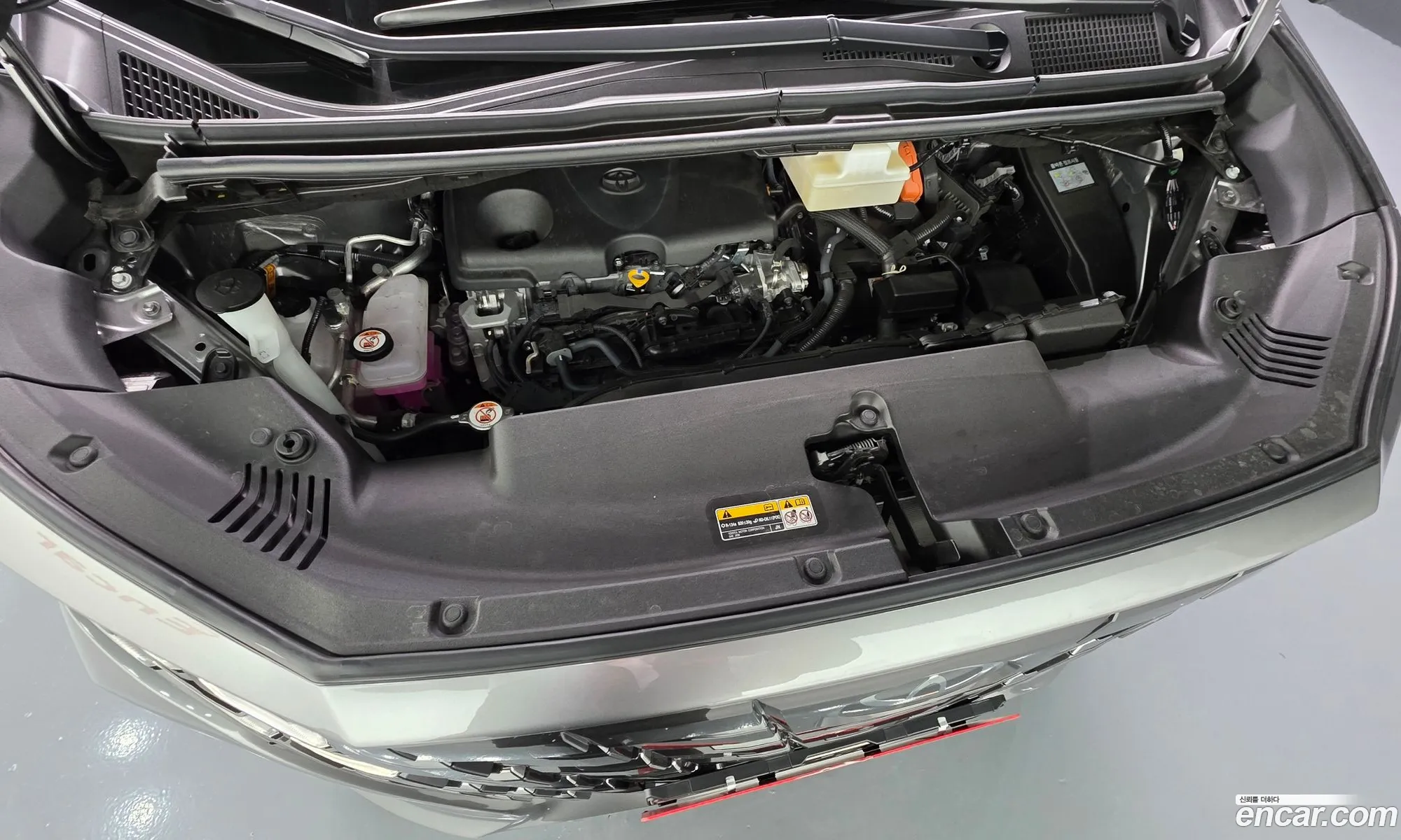 Toyota Alphard 2025 — 13
