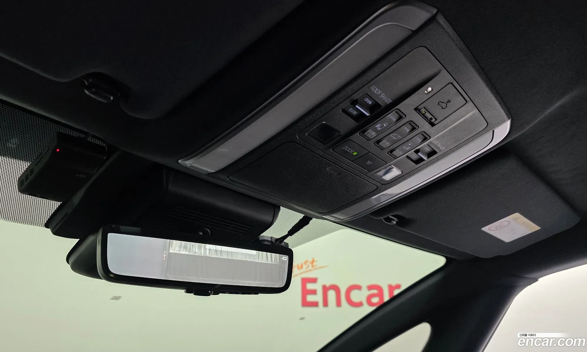 Toyota Alphard 2025 — 20