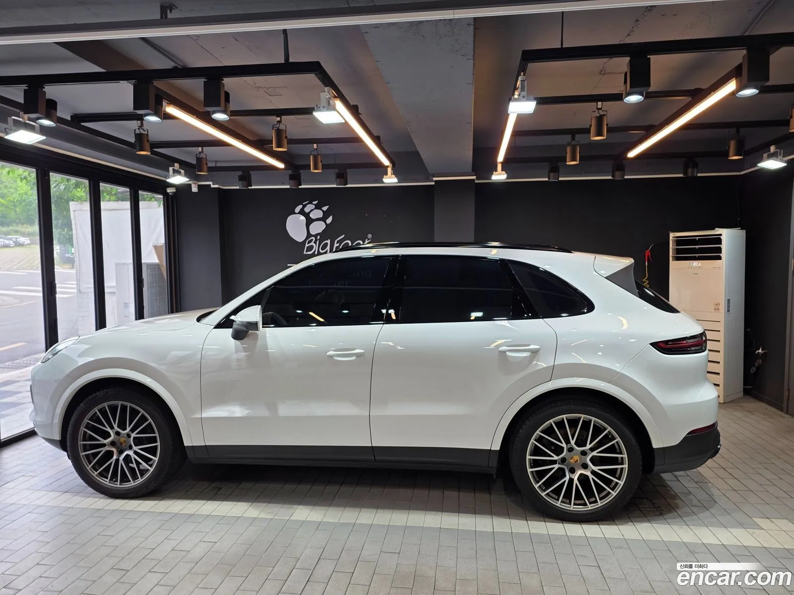 Porsche Cayenne 2022 — 17
