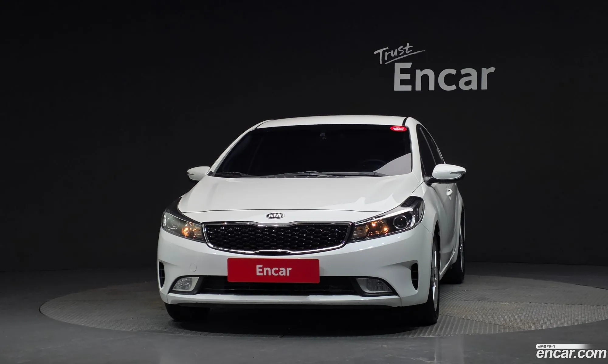 Kia K3 2016 — 17