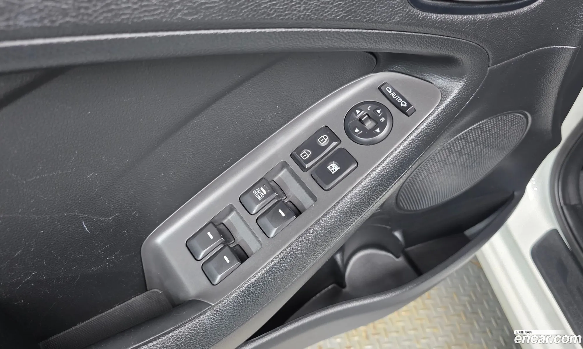Kia K3 2016 — 3