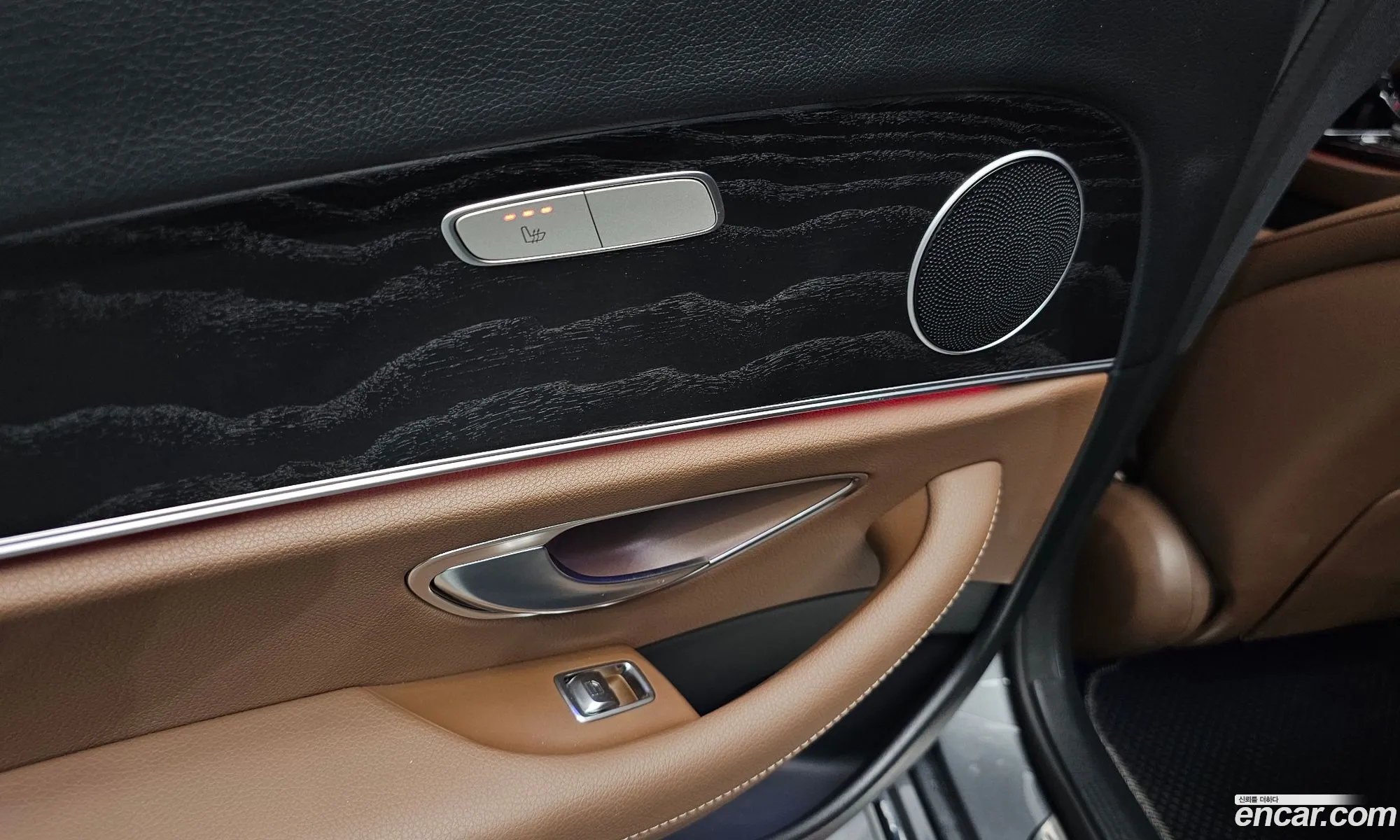 Mercedes-Benz E-Class W213 2017 WDDZF4CB4JA307828 — 8