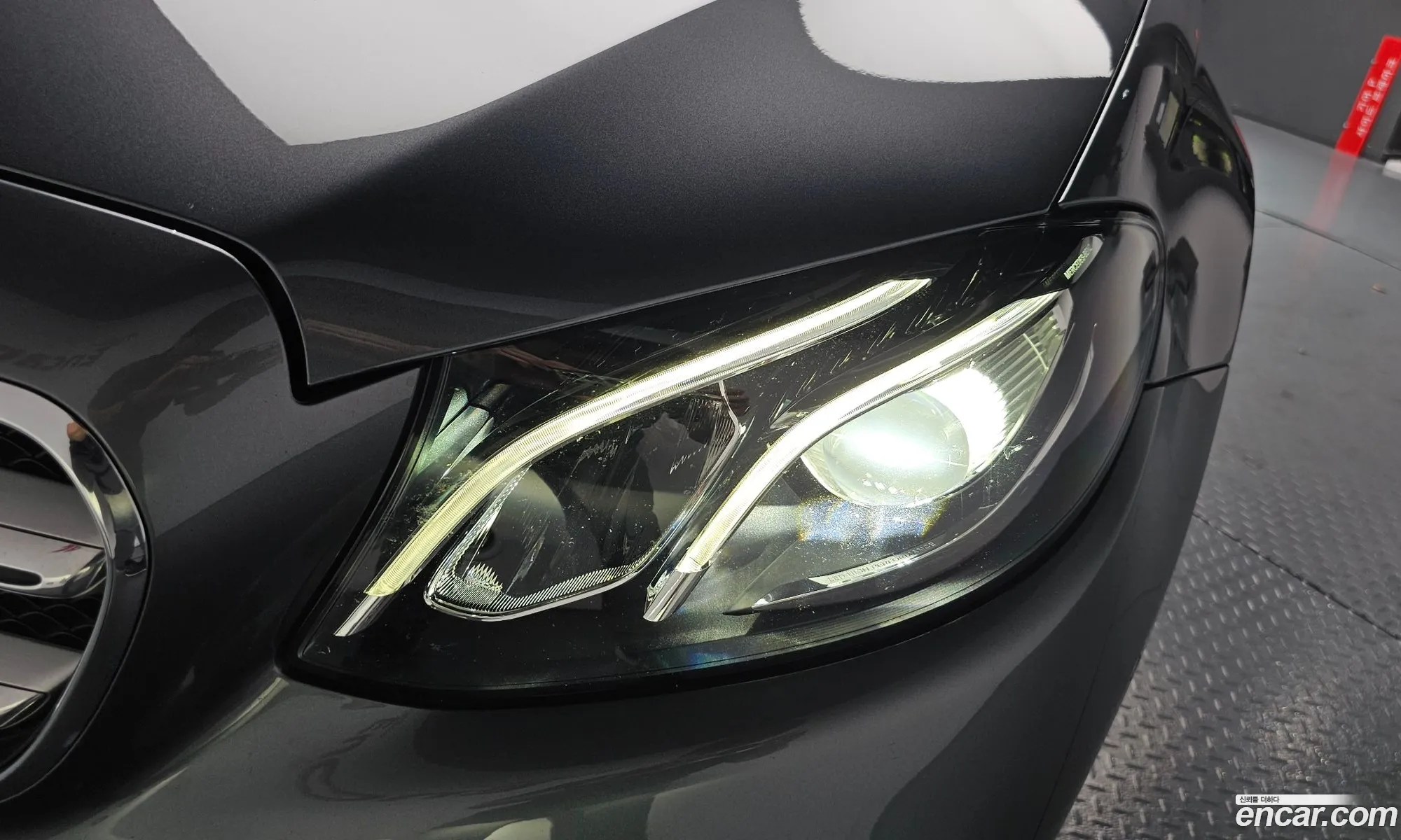 Mercedes-Benz E-Class W213 2017 WDDZF4CB4JA307828 — 20