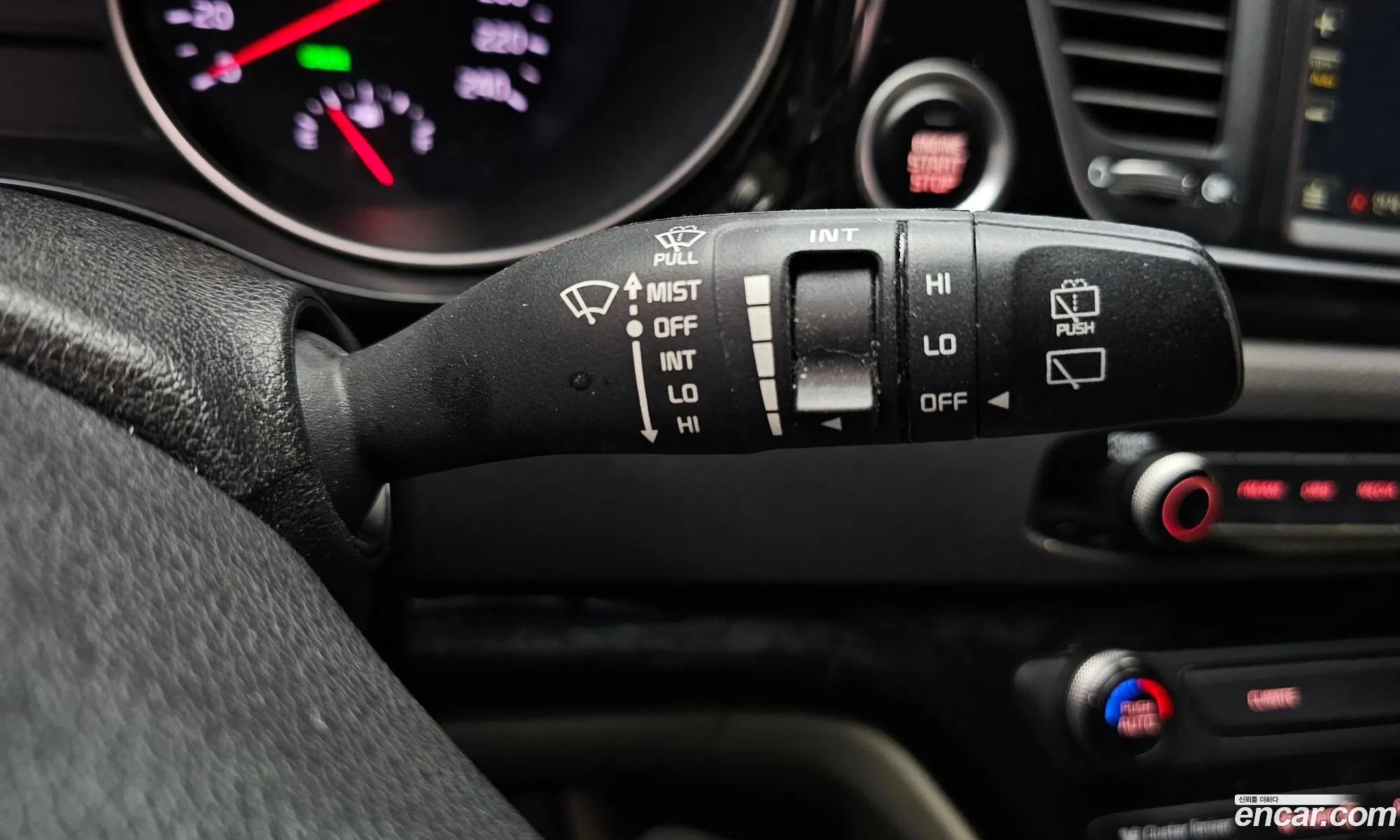 Kia Carnival 2014 — 6