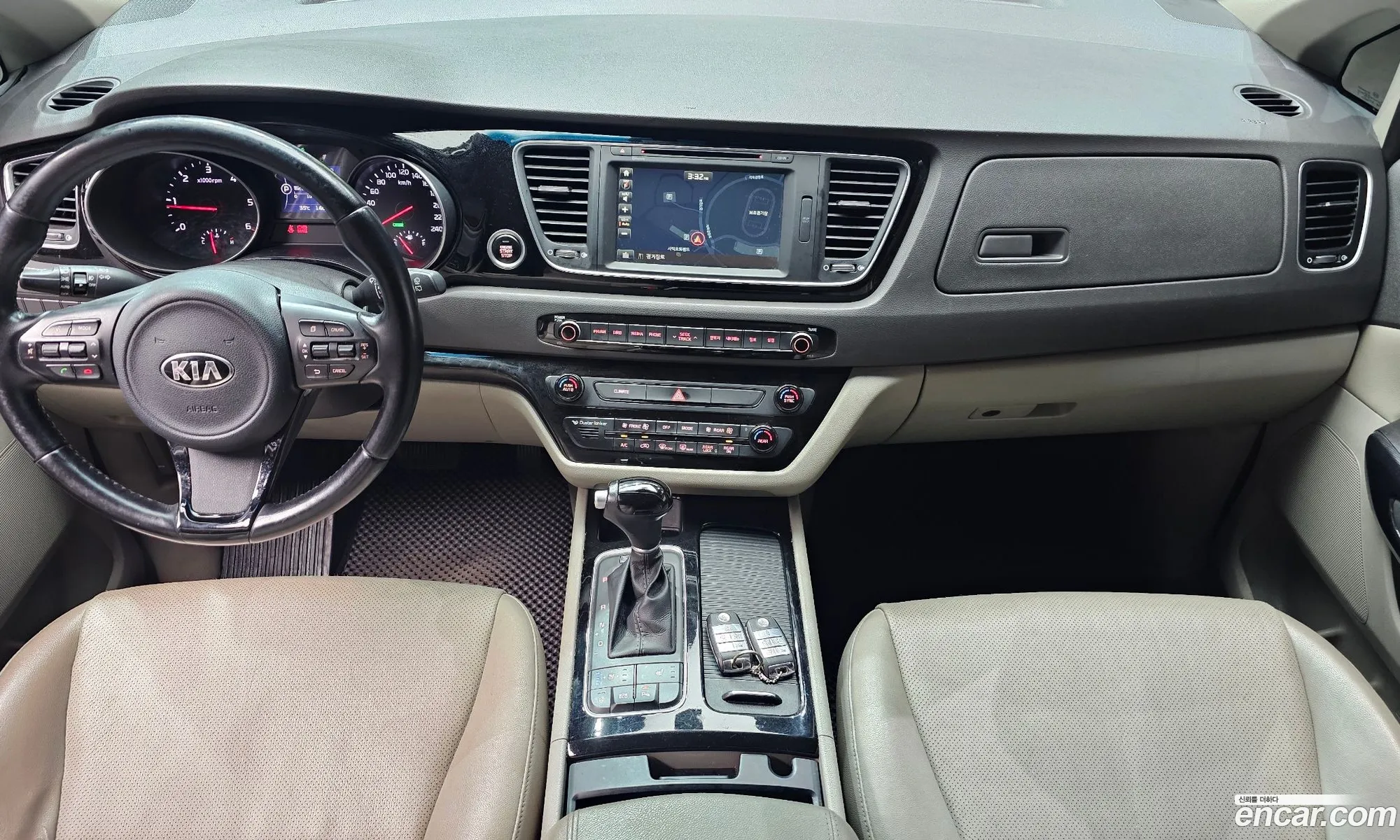 Kia Carnival 2014 — 19