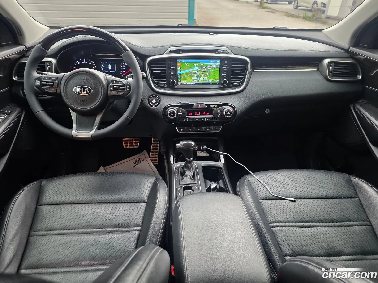 Kia Sorento 2016 — 16