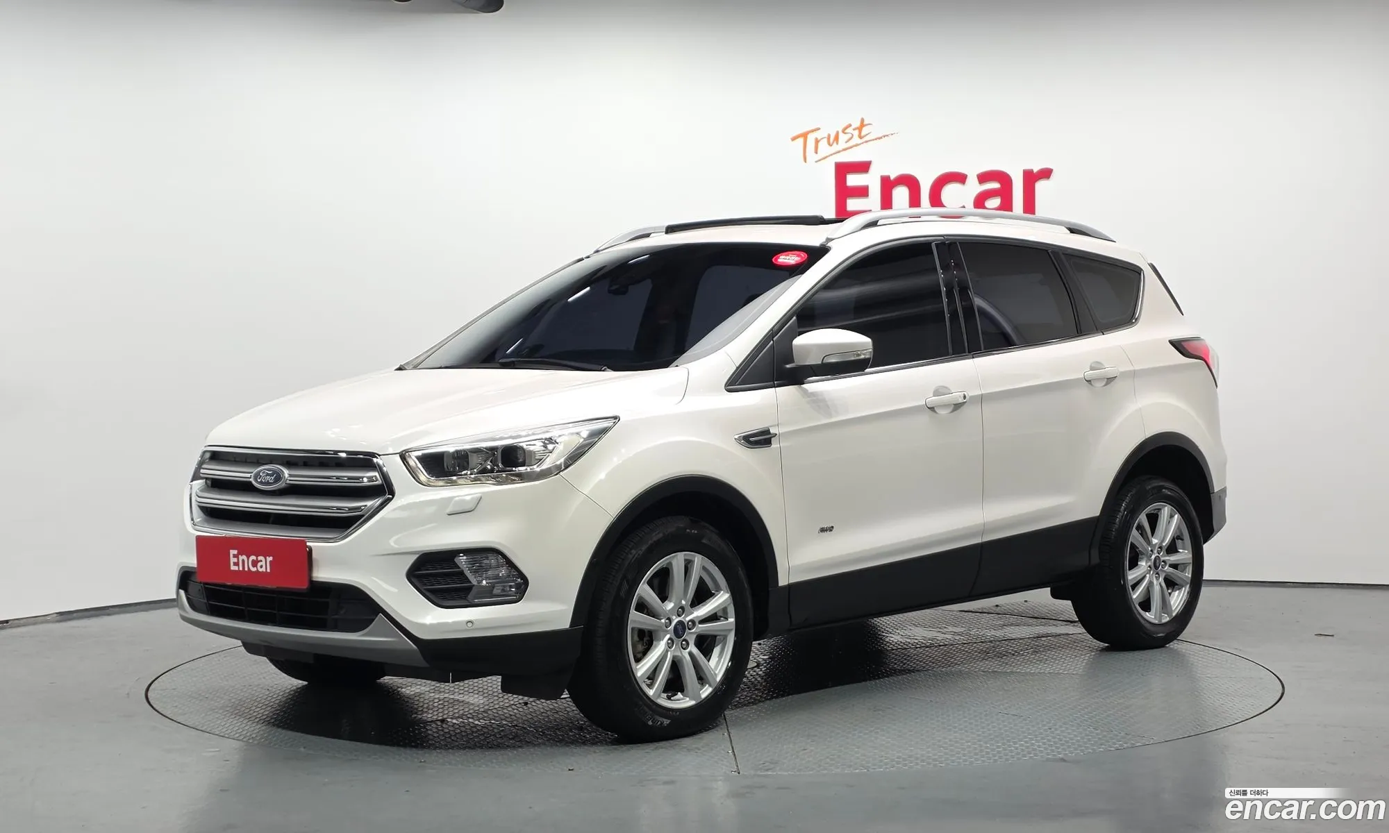 Ford Kuga 2017 — 11