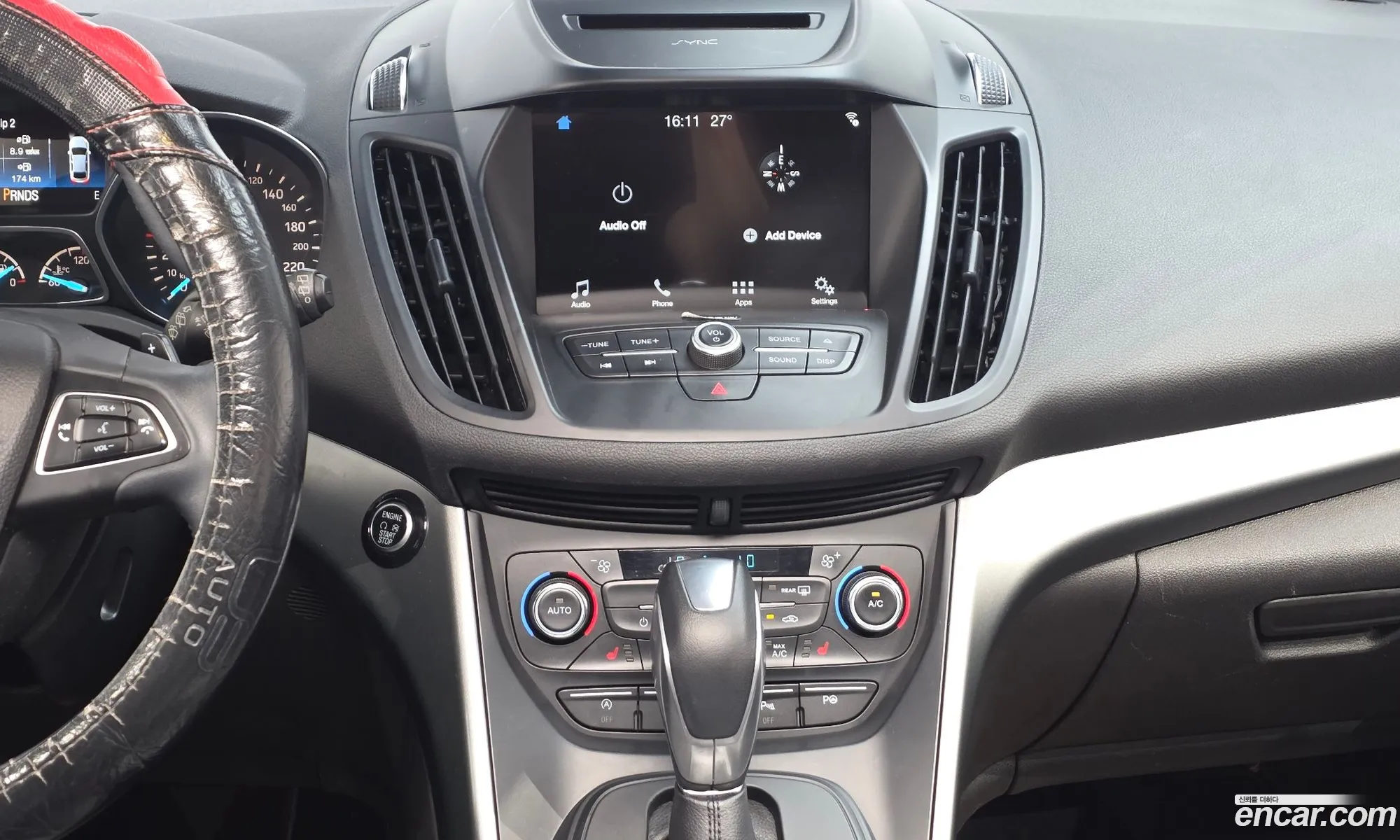 Ford Kuga 2017 — 28