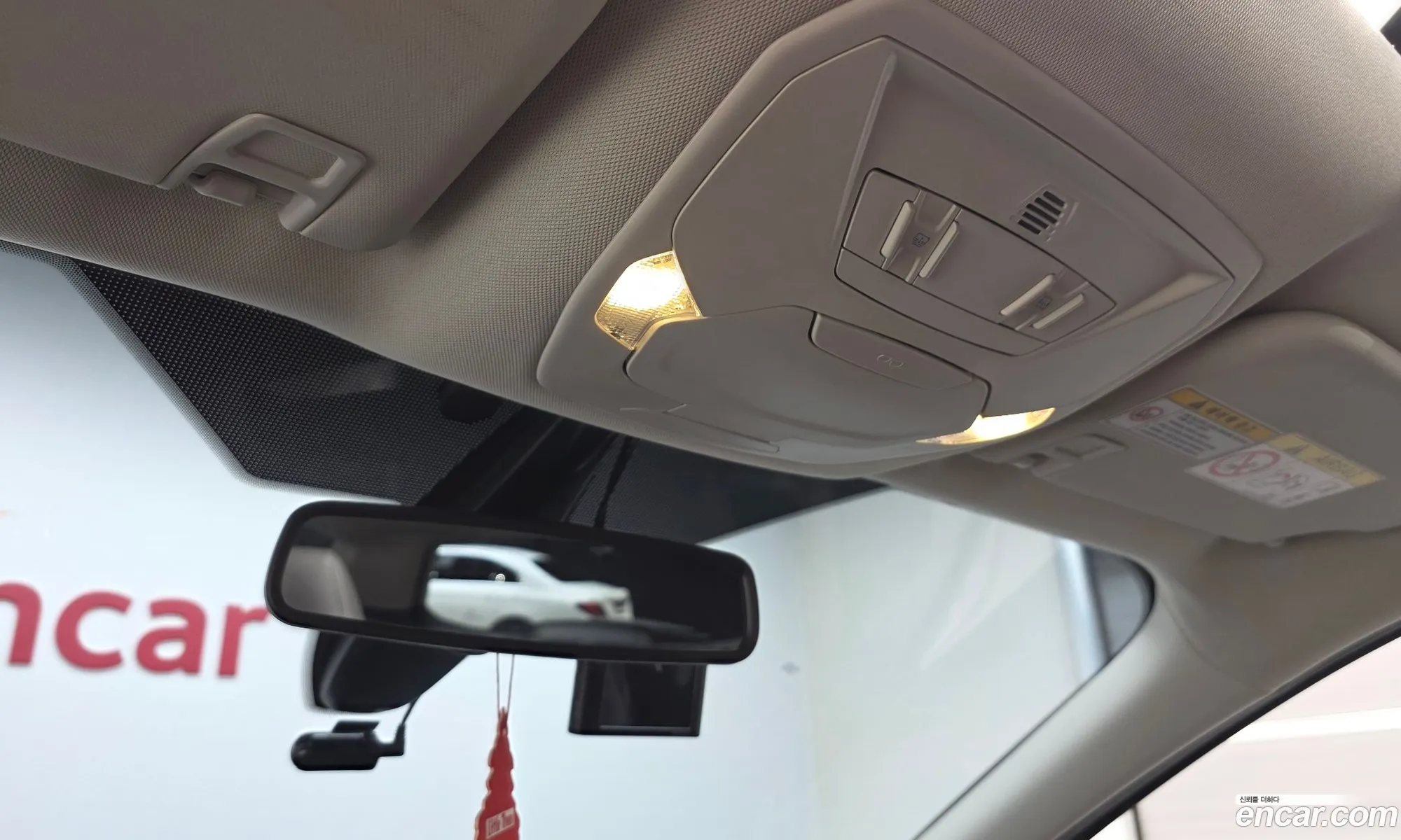 Ford Kuga 2017 — 26