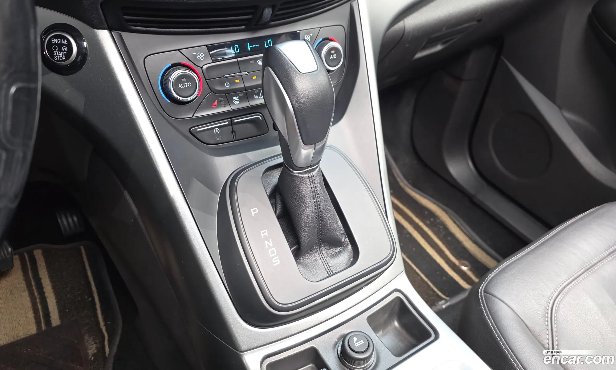 Ford Kuga 2017 — 4