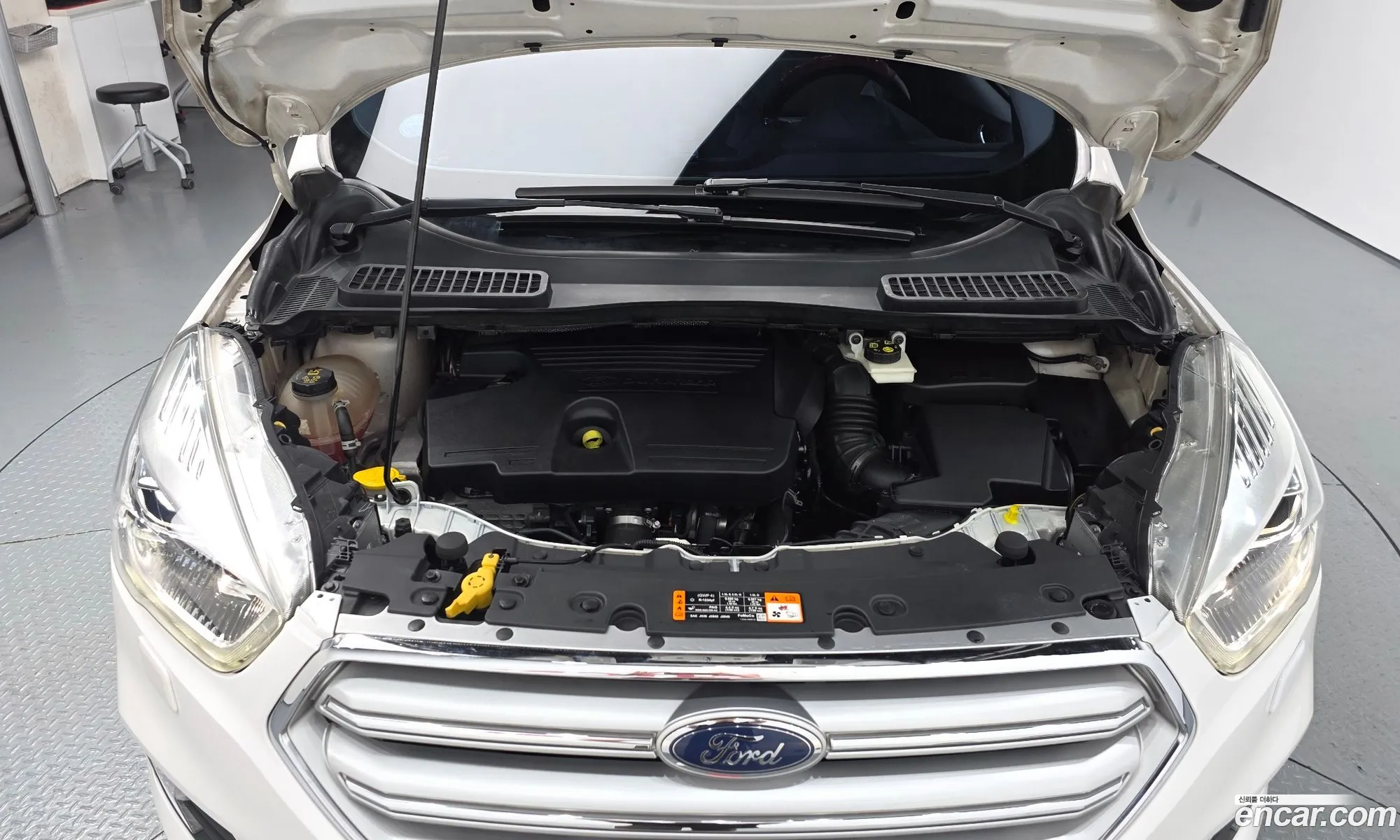 Ford Kuga 2017 — 2