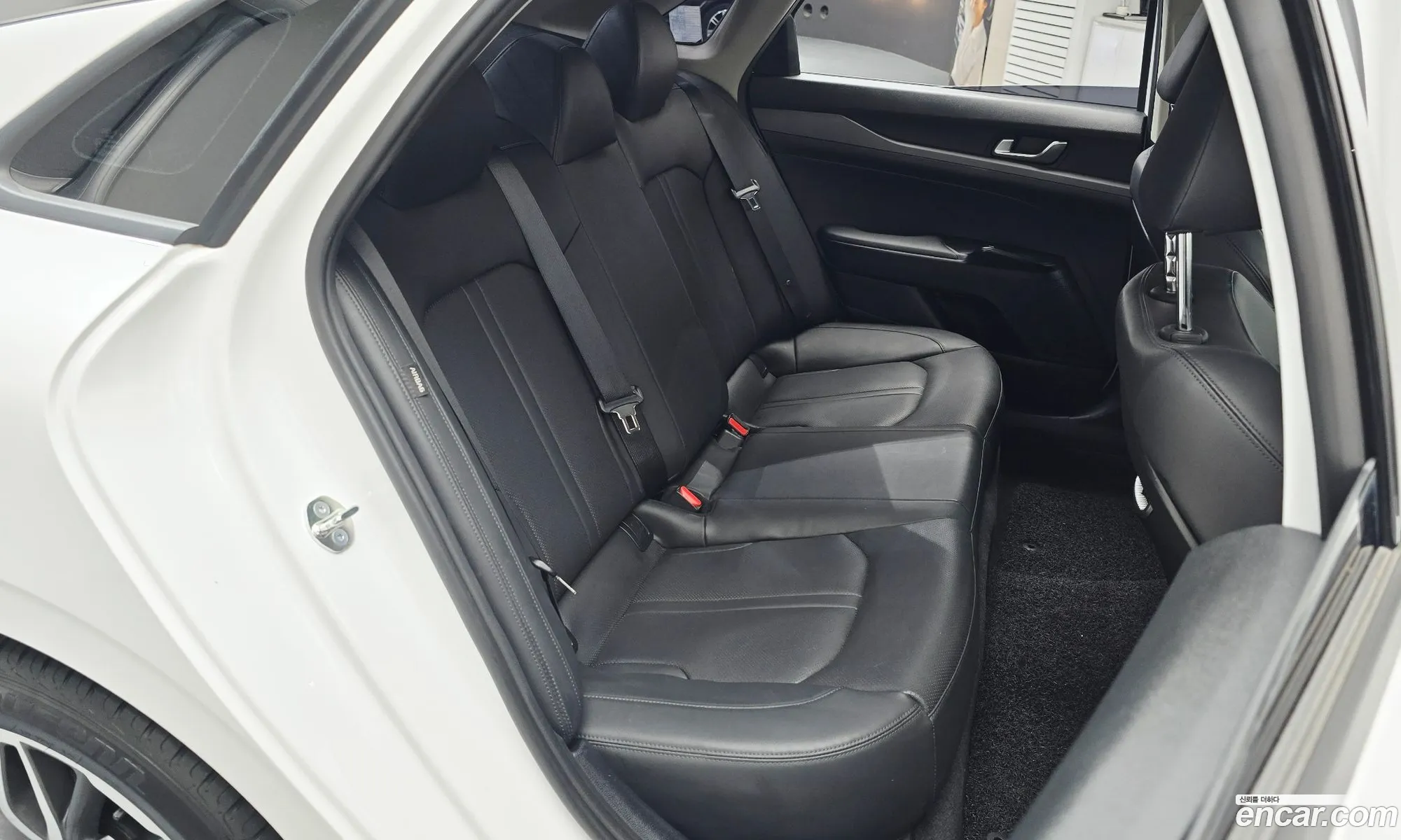 Kia K5 2023 — 16