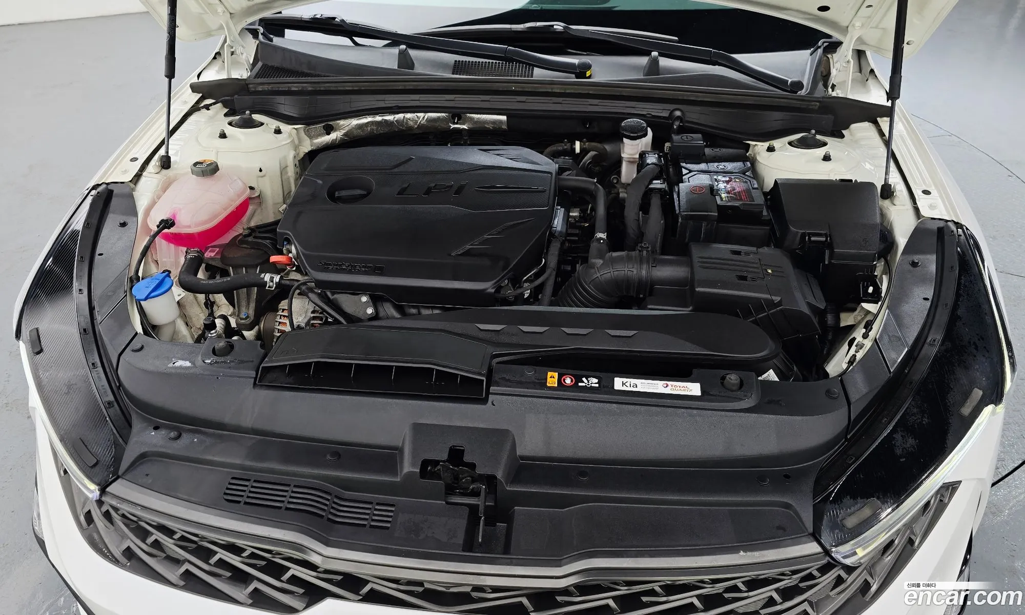 Kia K5 2023 — 4