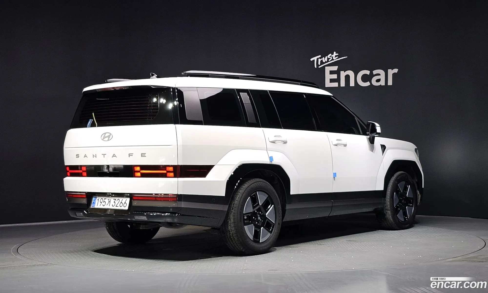 Hyundai Santa Fe 2024 — 27