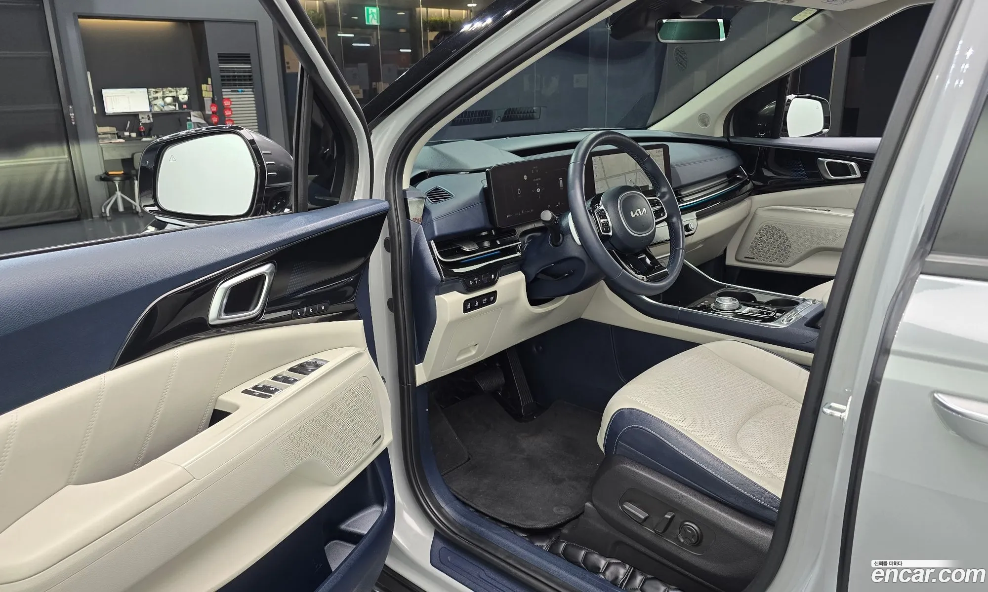 Kia Carnival 2024 — 10