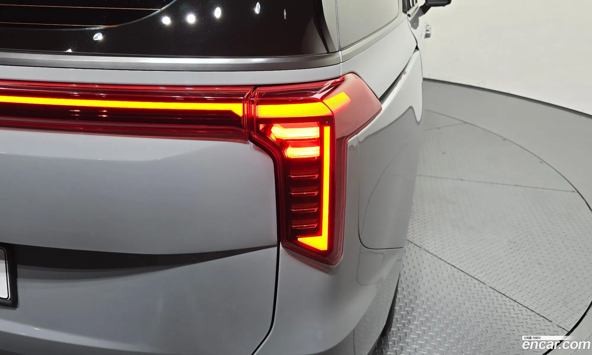 Kia Carnival 2024 — 3