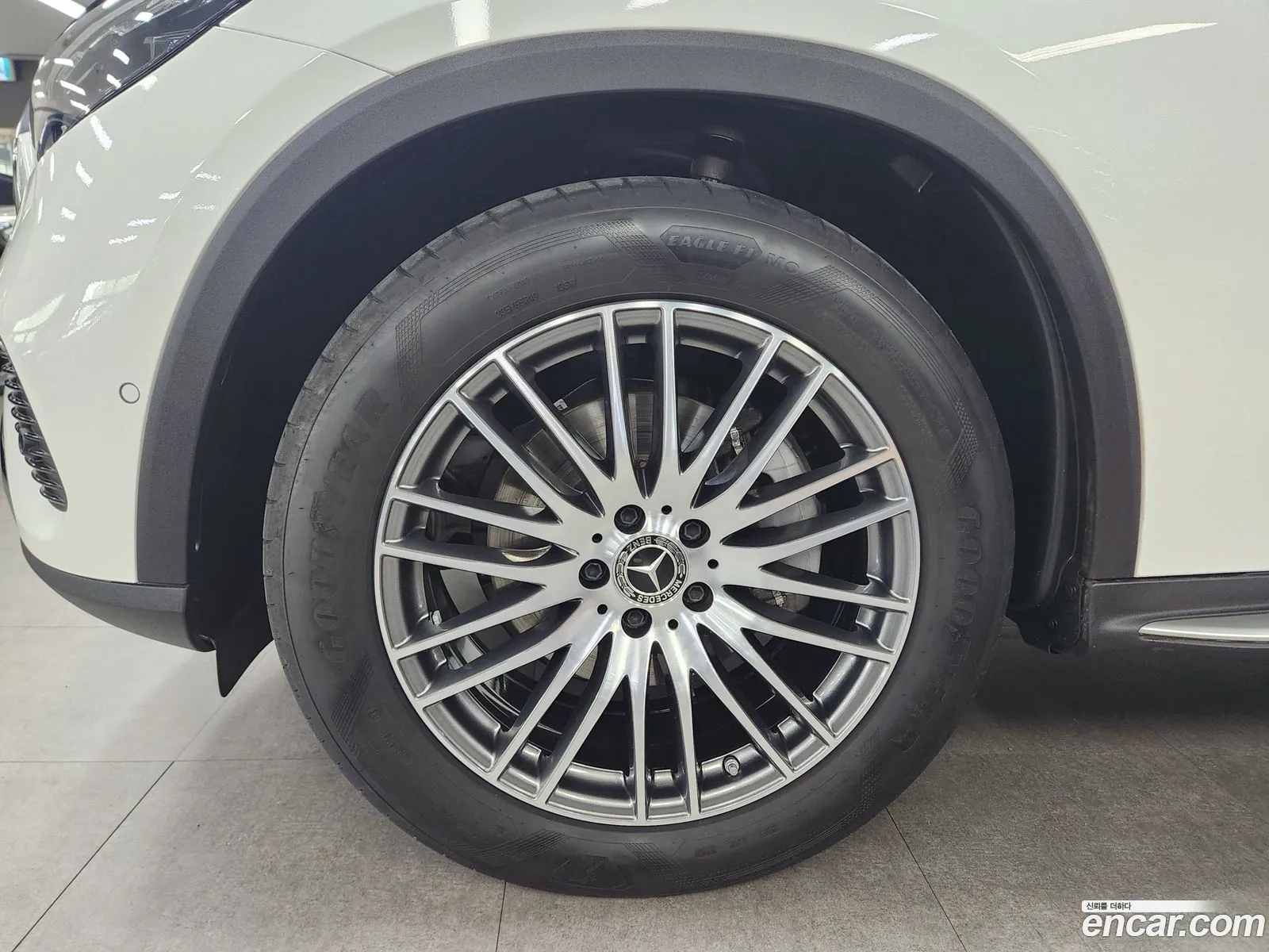 Mercedes-Benz GLC-Class X254 2025 — 18