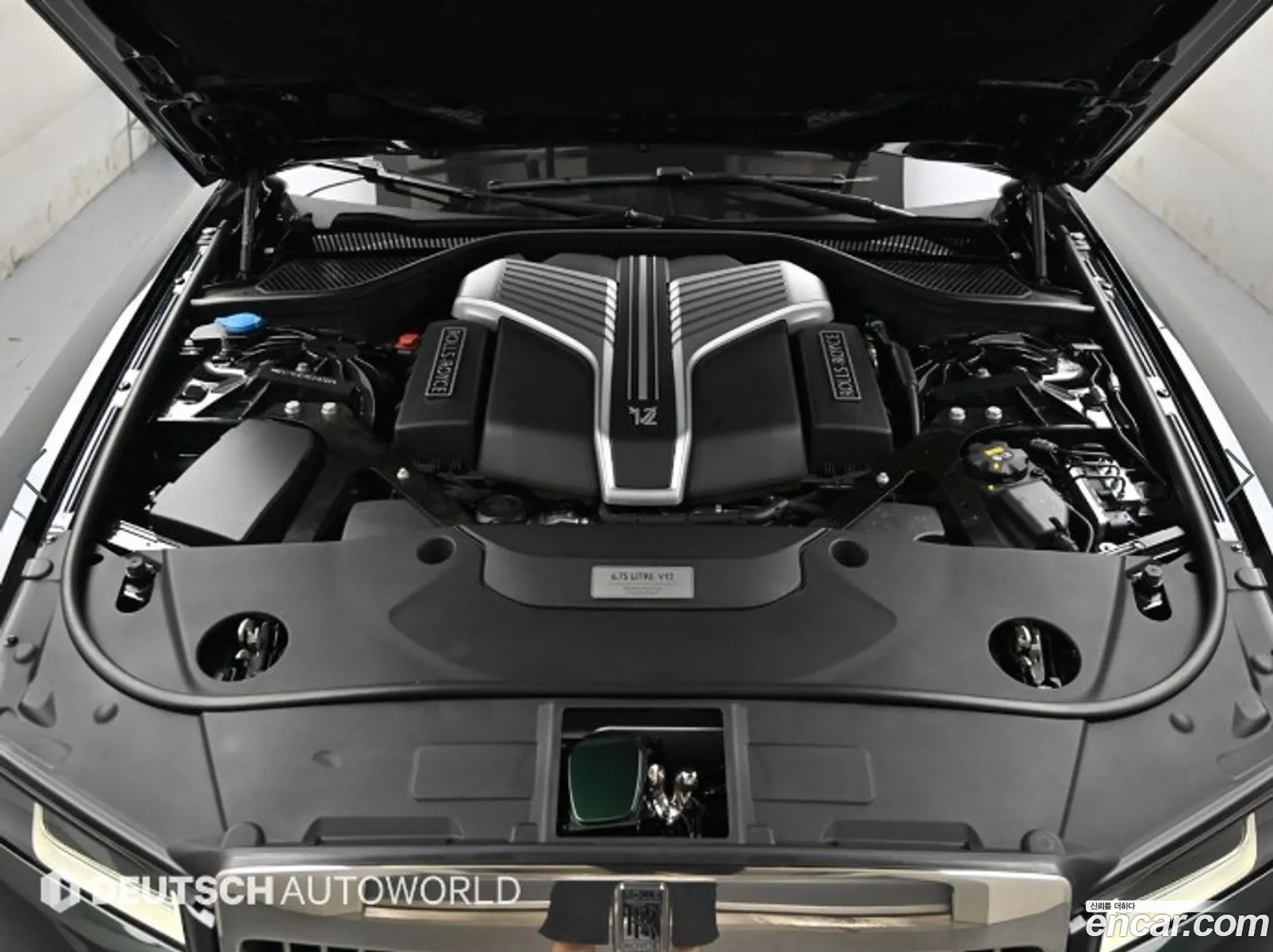 Rolls-Royce Ghost 2022 — 10