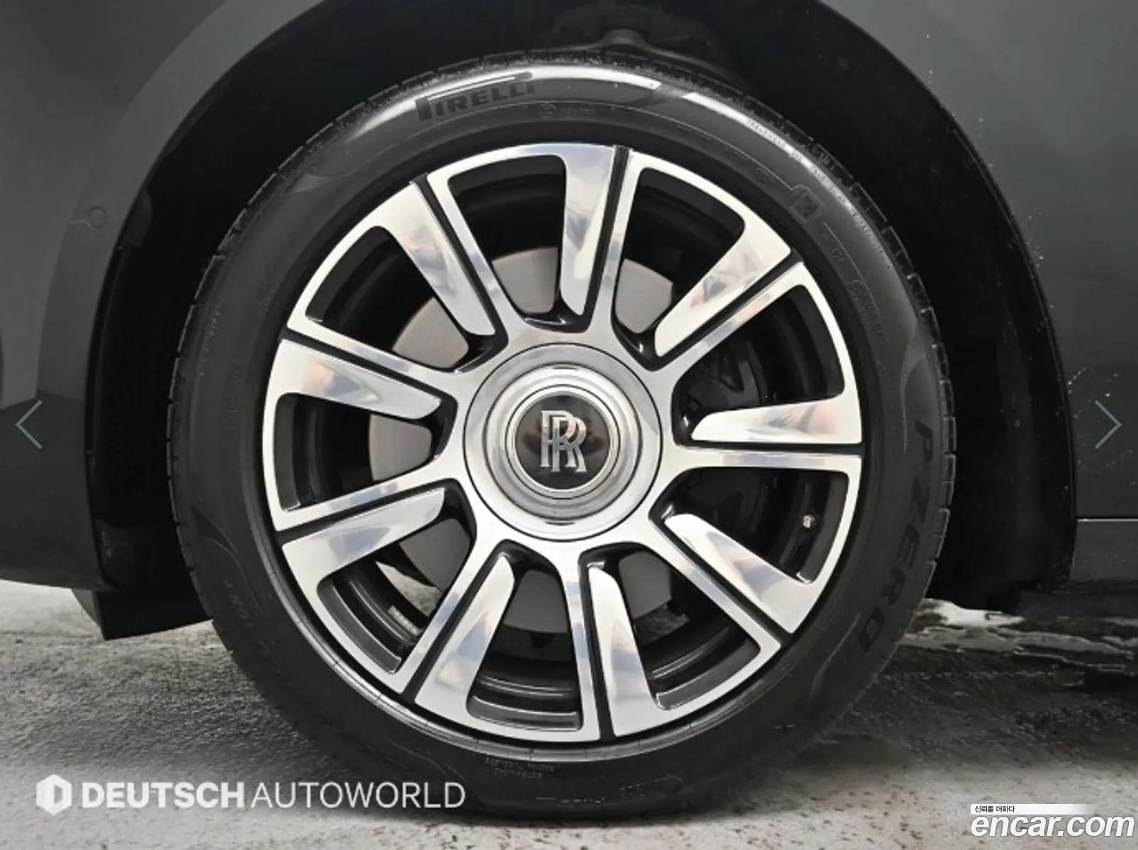 Rolls-Royce Ghost 2022 — 16