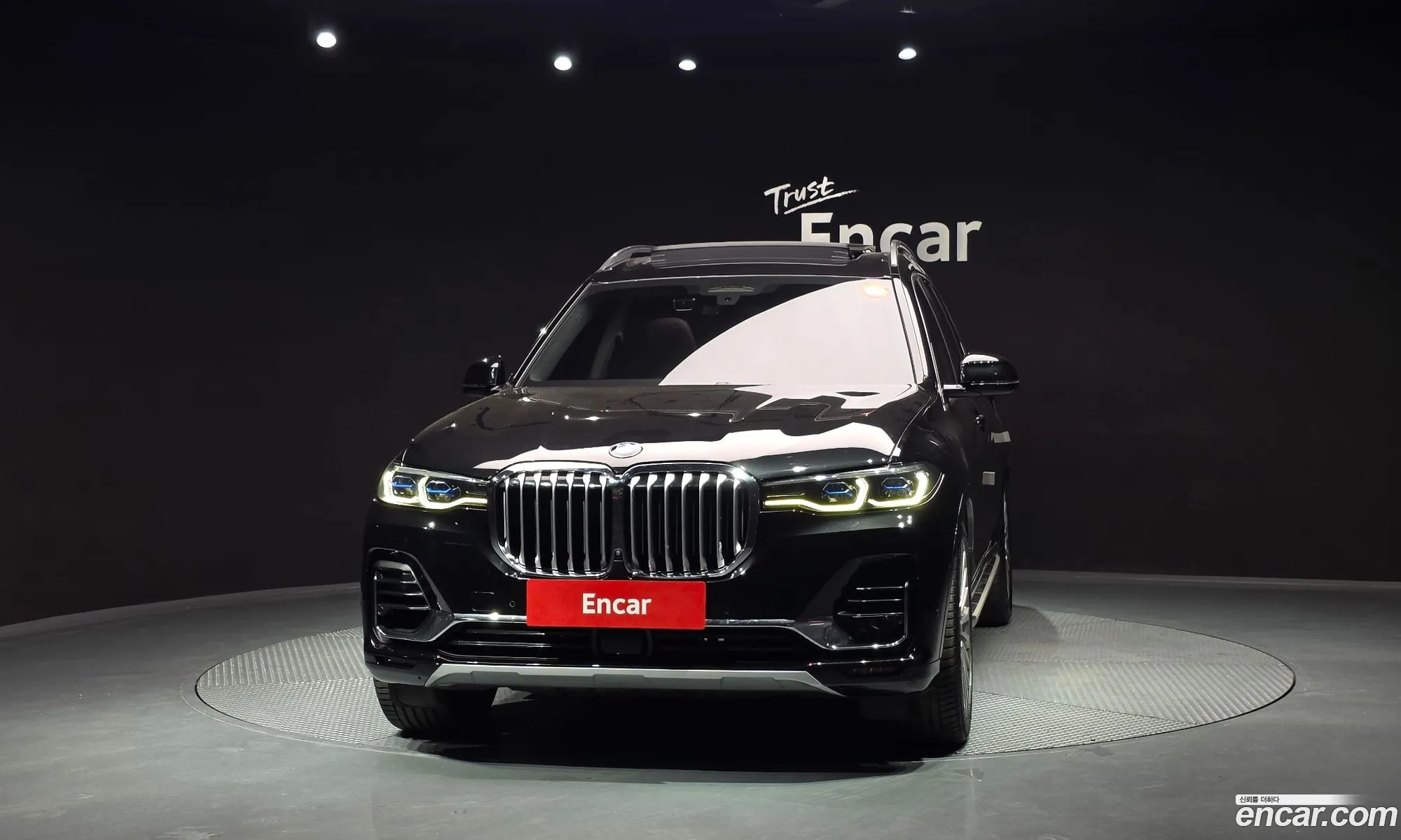 BMW X7 2021 — 10