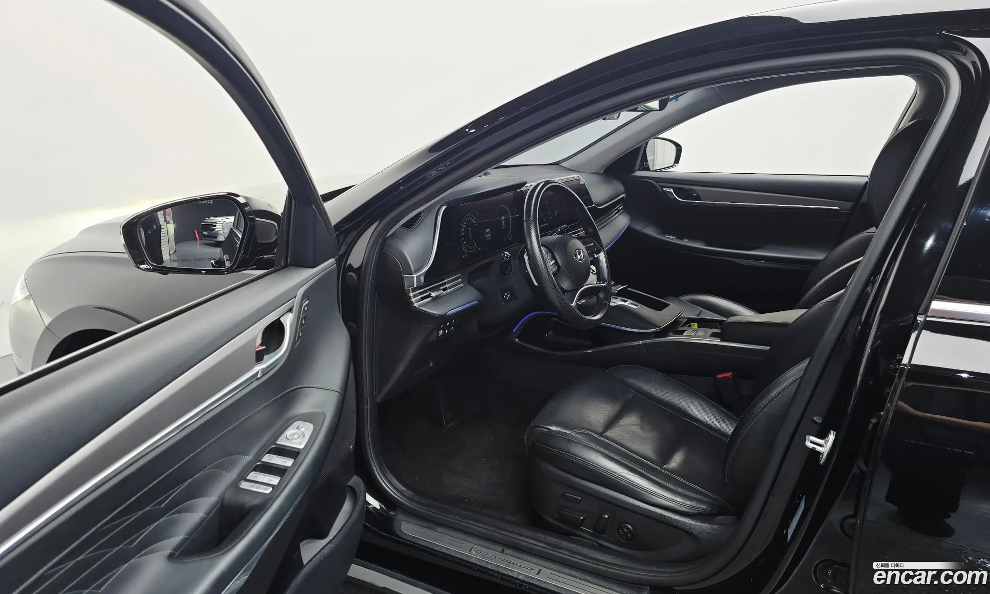 Hyundai Grandeur IG Hybrid 2020 — 24