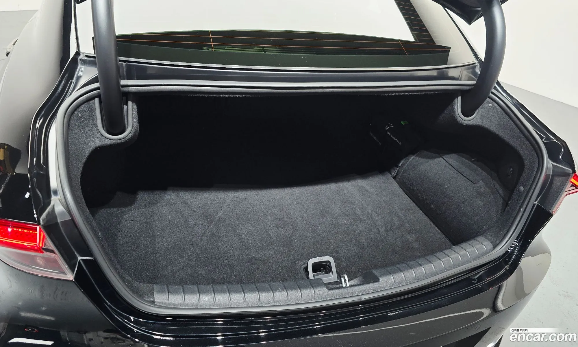 Hyundai Grandeur IG Hybrid 2020 — 31