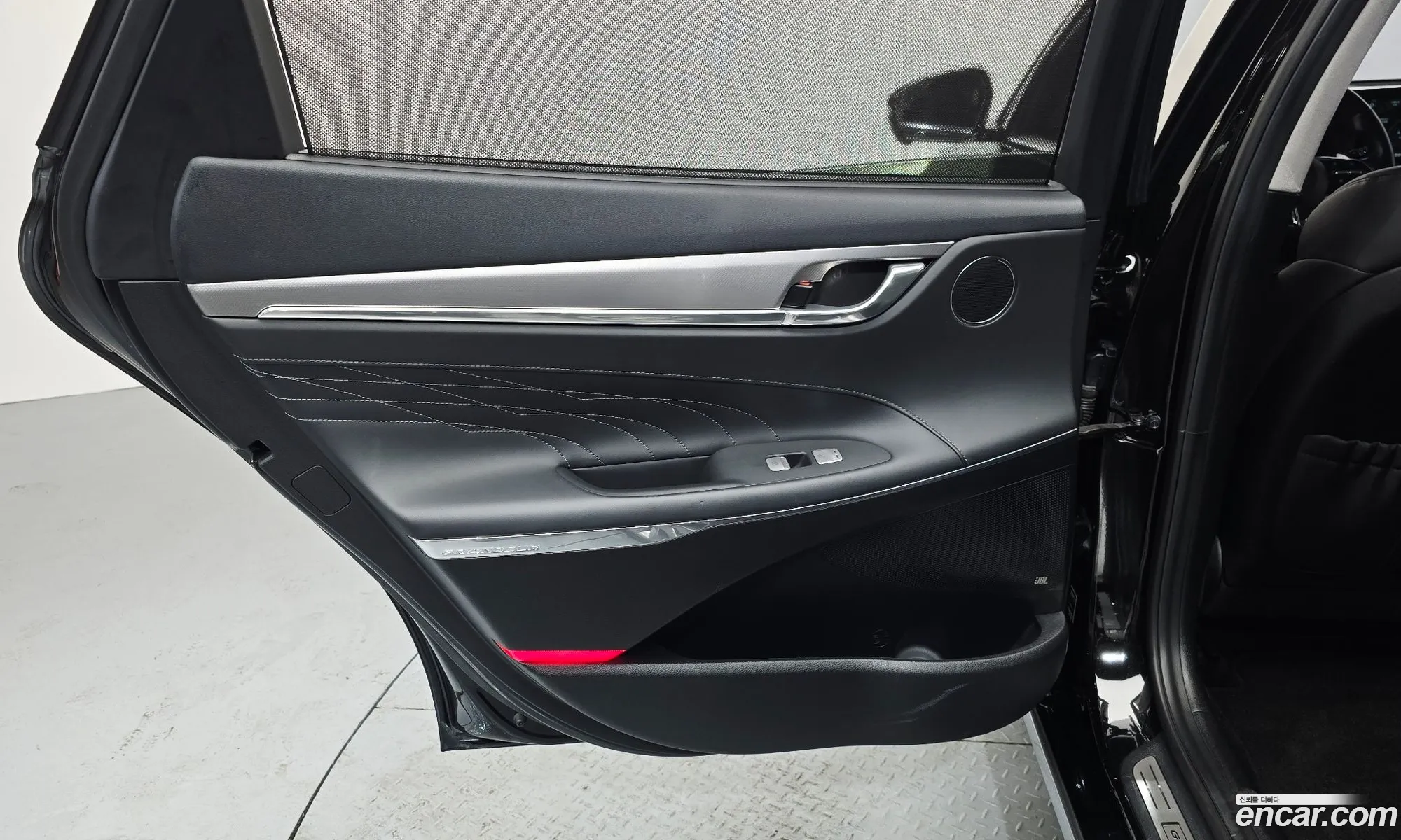 Hyundai Grandeur IG Hybrid 2020 — 25