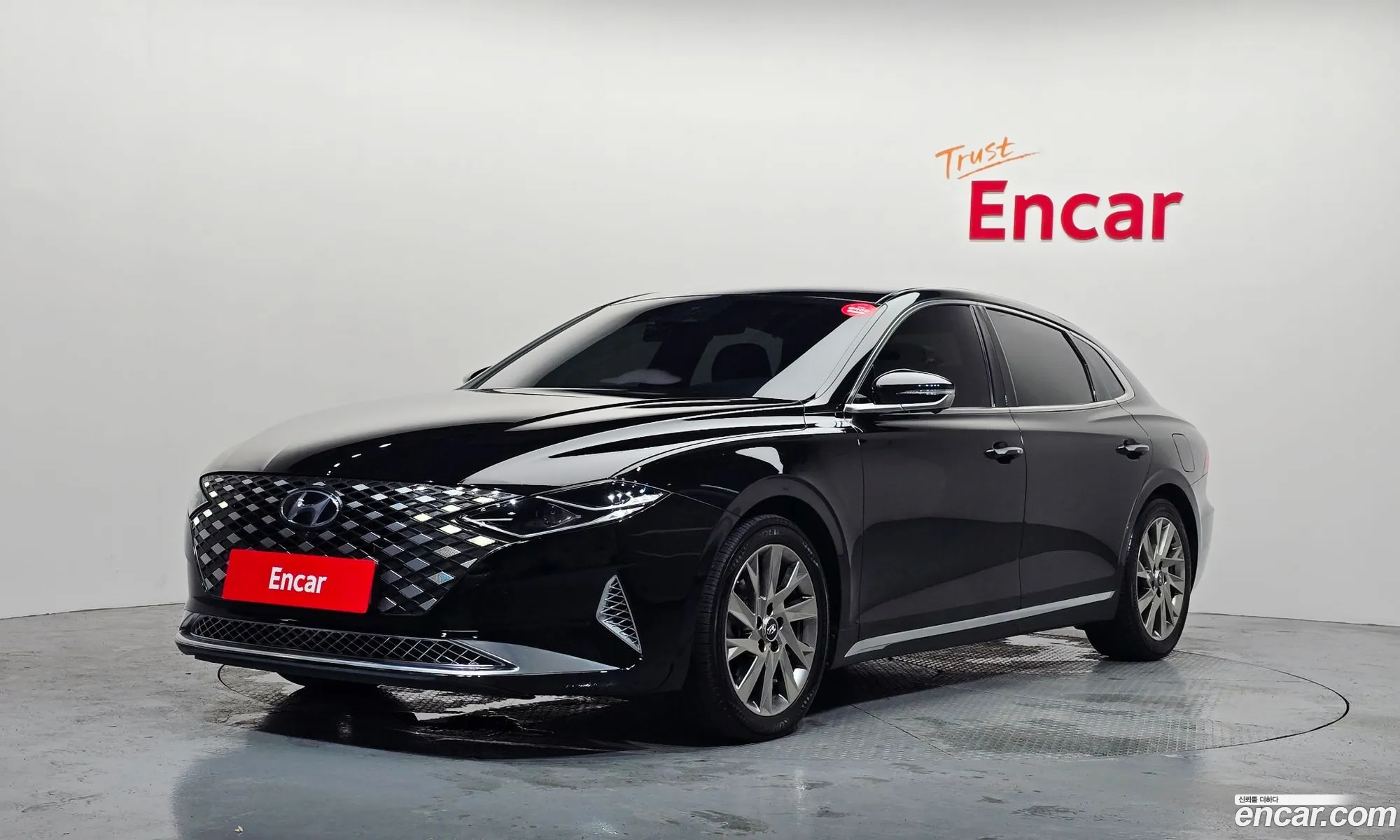 Hyundai Grandeur IG Hybrid 2020 — 32