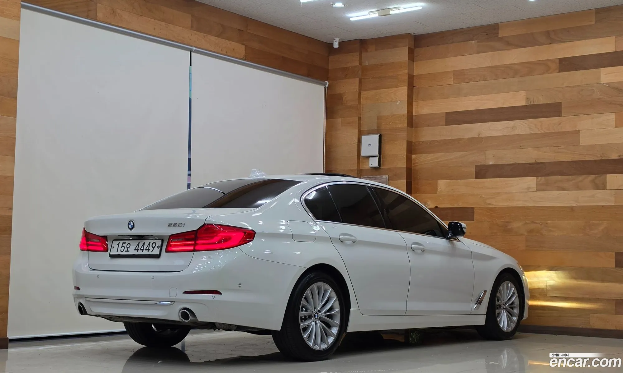 BMW 5 Series 2019 — 5