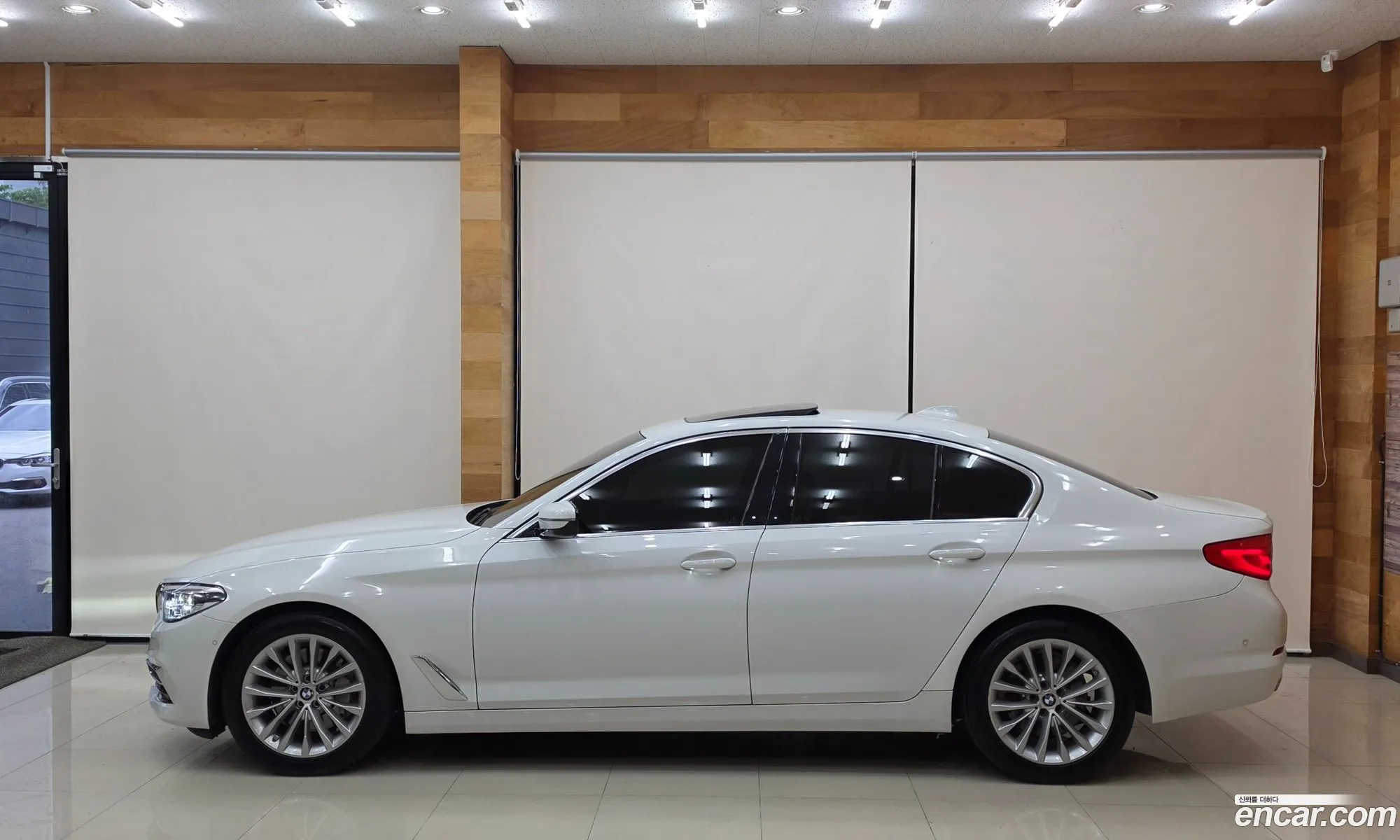 BMW 5 Series 2019 — 2