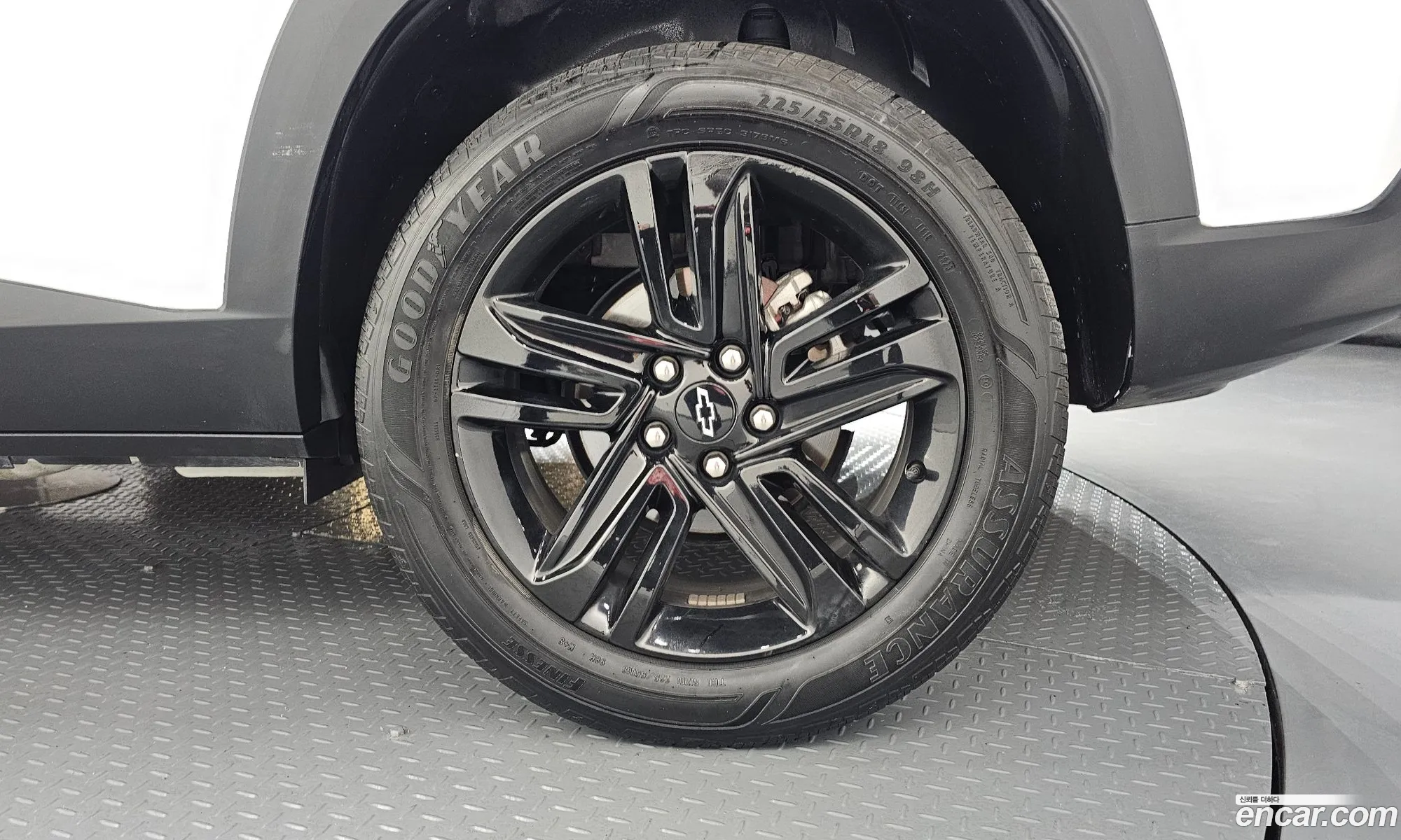 Chevrolet (GM Daewoo) Trax Crossover 2023 — 21