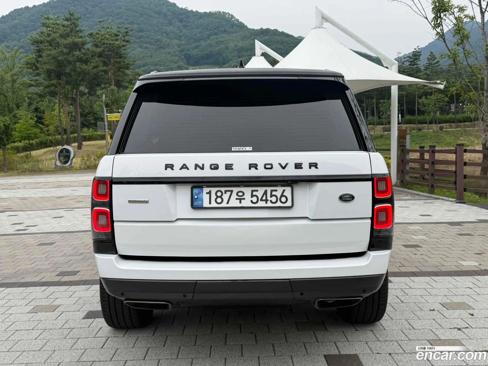 Land Rover Range Rover 2018 — 17