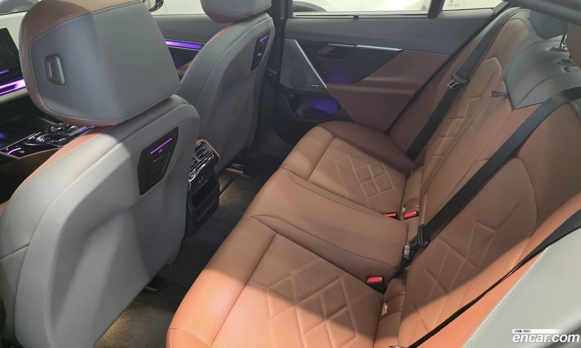 BMW 5 Series 2025 — 8
